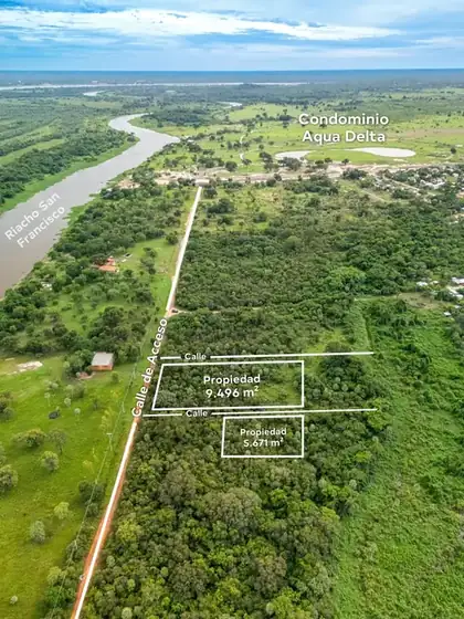 Two plots in Limpio, Costa Azul area 2