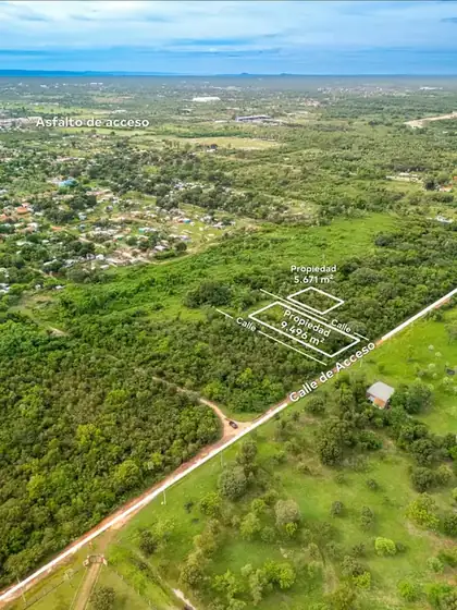 Two plots in Limpio, Costa Azul area 4